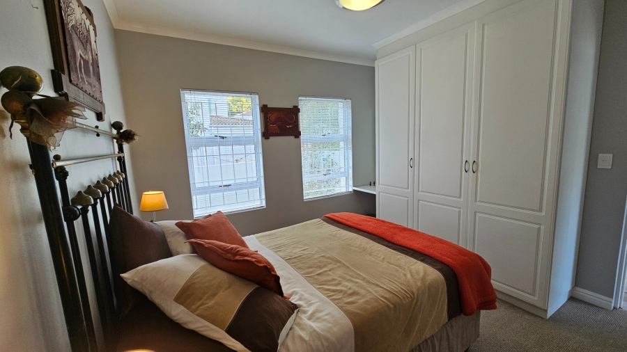 To Let 3 Bedroom Property for Rent in Paradise Western Cape